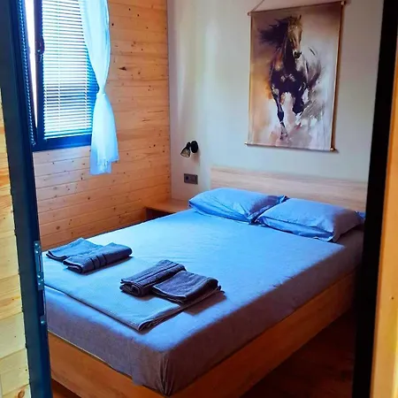 еко къщи градина